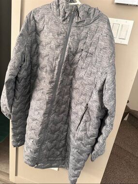 Columbia Gray Quilted Hooded Jacket